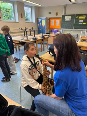 Foto des Albums: Besuch des Musikvereins Wollbach im Schulhaus Hollstadt