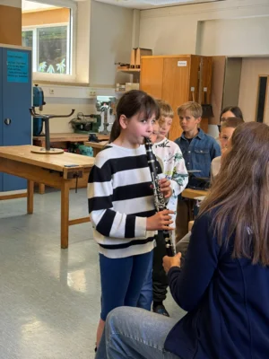 Foto des Albums: Besuch des Musikvereins Wollbach im Schulhaus Hollstadt
