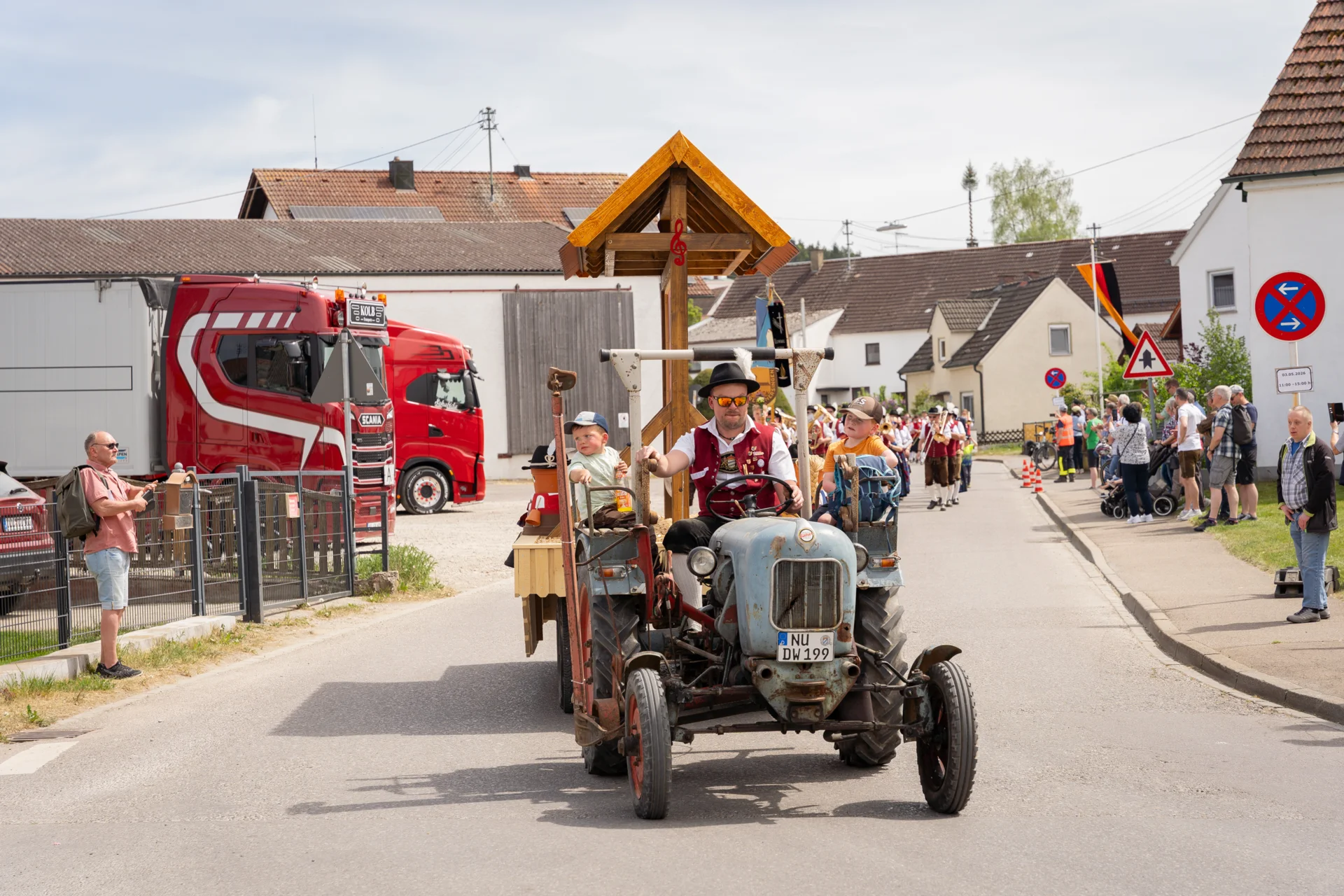 Bild: Festumzug Gannertshofen