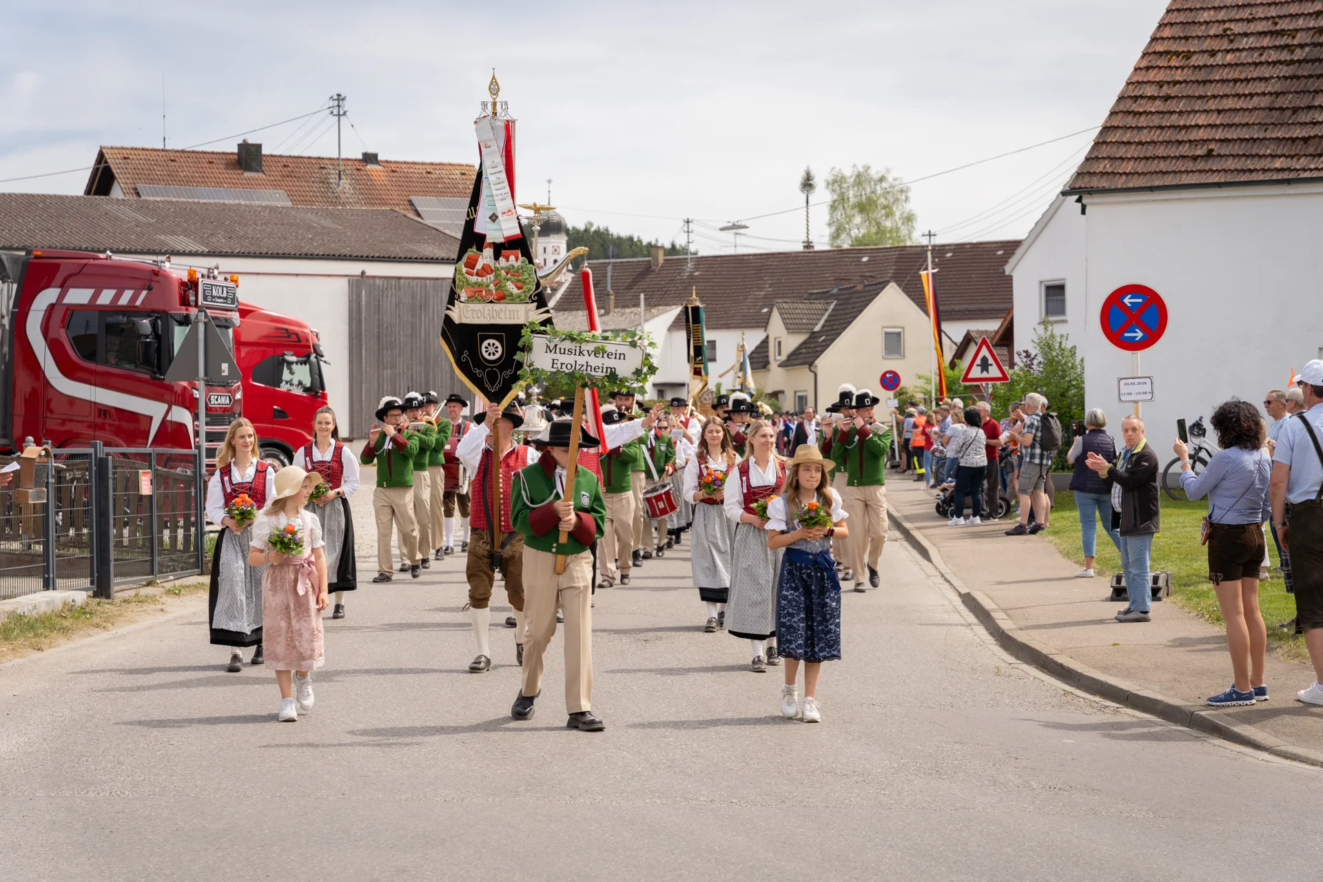 Bild: Festumzug Gannertshofen
