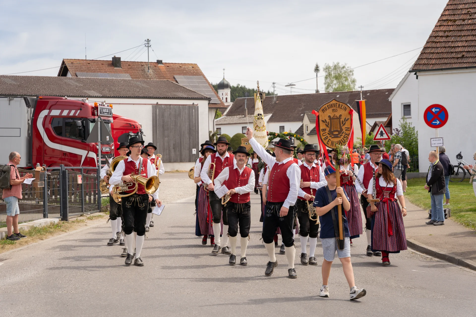 Bild: Festumzug Gannertshofen