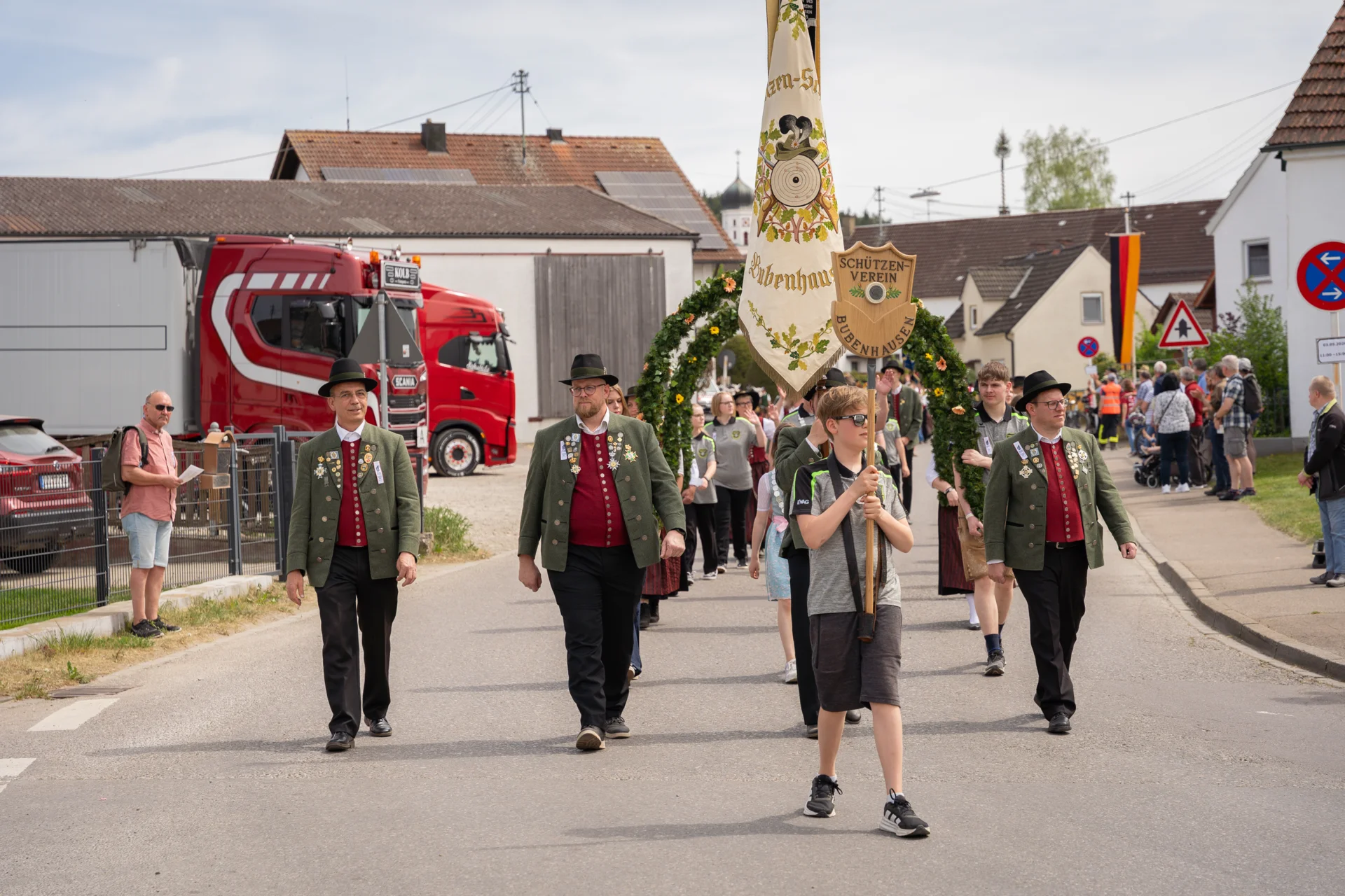 Bild: Festumzug Gannertshofen
