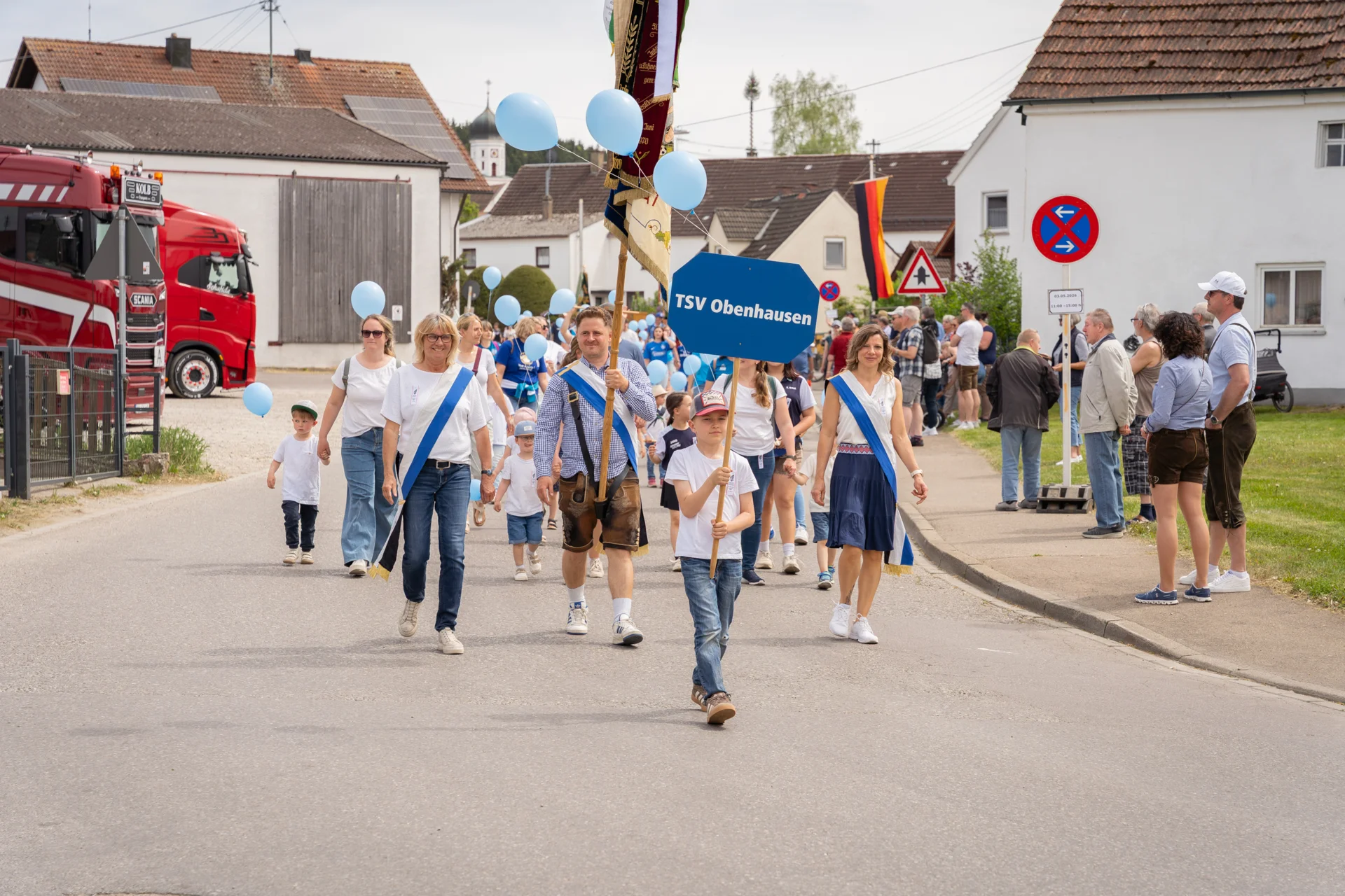 Bild: Festumzug Gannertshofen