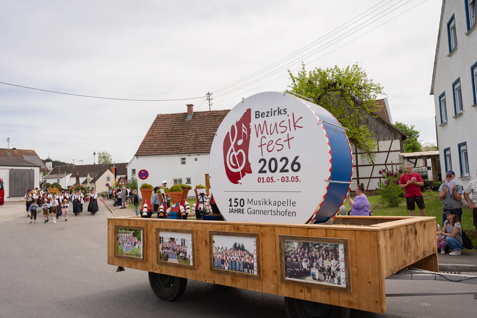 Bild: Festumzug Gannertshofen