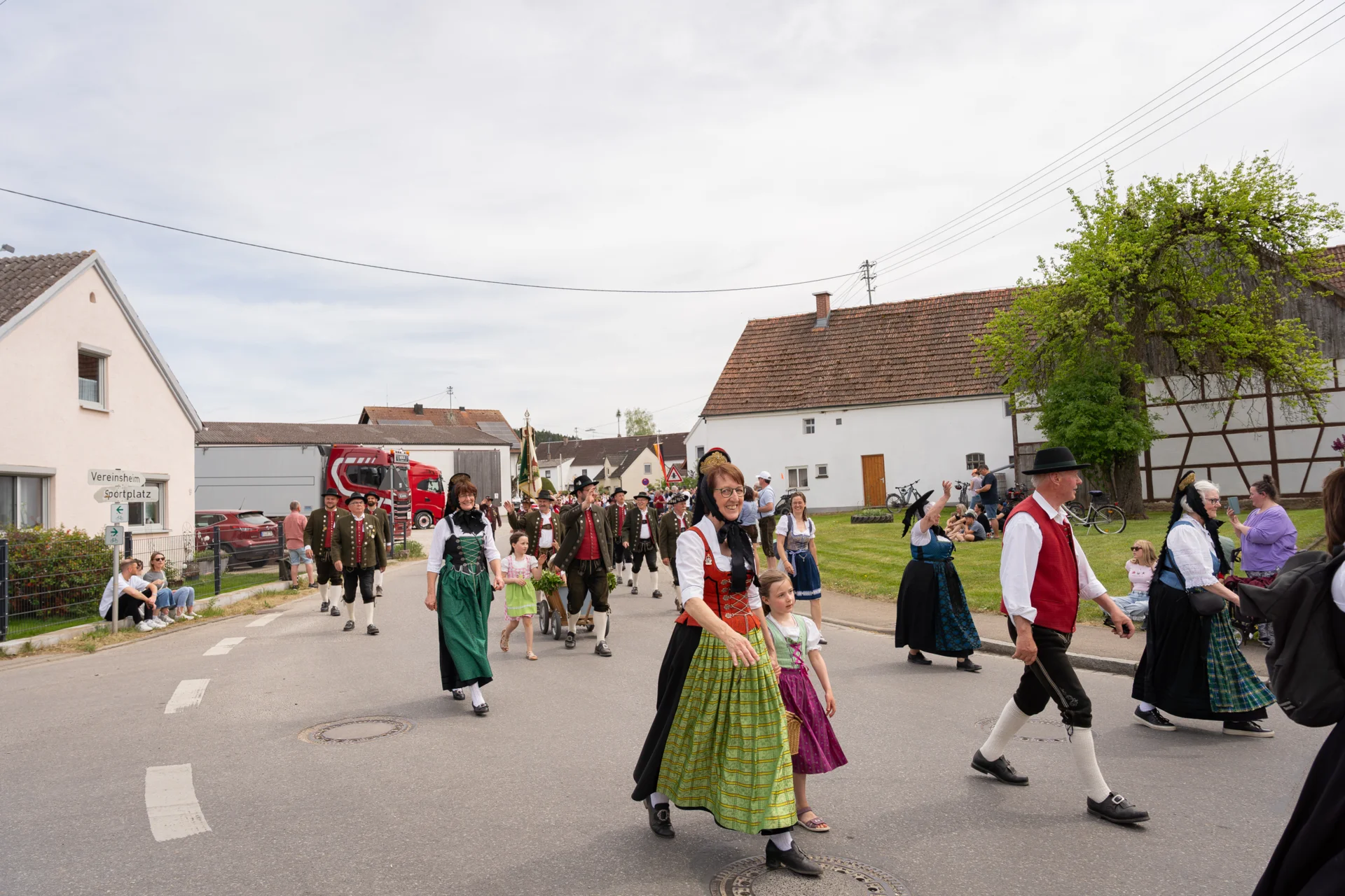 Bild: Festumzug Gannertshofen