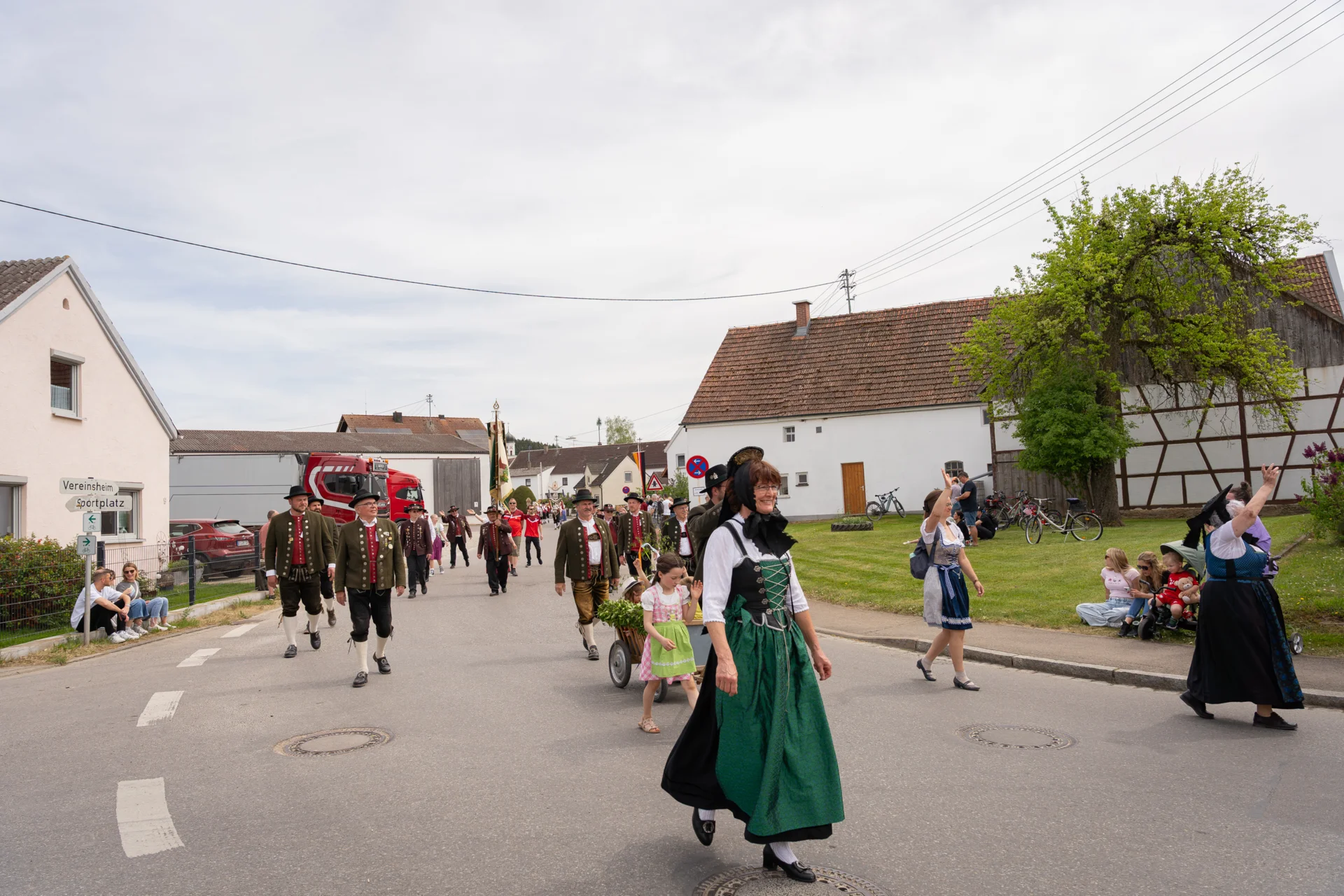 Bild: Festumzug Gannertshofen