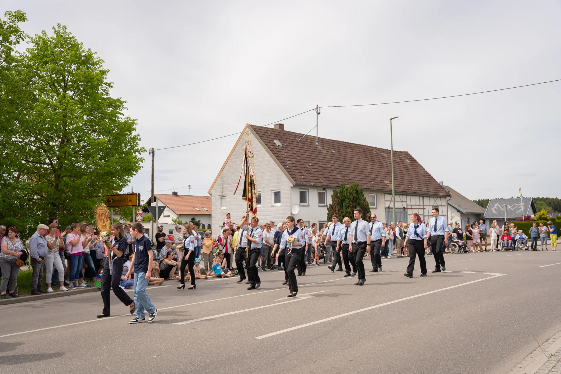 Bild: Festumzug Gannertshofen