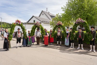 Festumzug Gannertshofen  (Bild vergr&ouml;&szlig;ern)