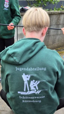 Foto des Albums: Vogelschießen 2026 Zapfenstreich