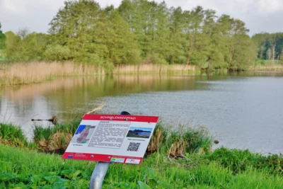 Ein Schild vom Schmalenseepfad 