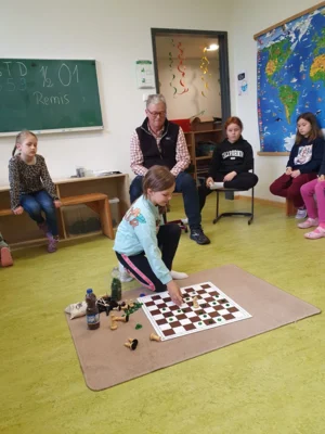 Foto des Albums: Unser Schulbegleiter Wolfgang Schmitt – Schach mit Herz und Rekorden
