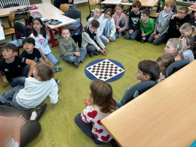 Foto des Albums: Unser Schulbegleiter Wolfgang Schmitt – Schach mit Herz und Rekorden