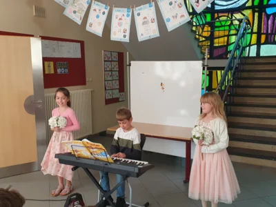 Foto des Albums: Offene Bühne im Schulhaus Hollstadt  - der Talentschuppen