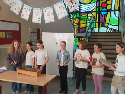 Foto des Albums: Offene Bühne im Schulhaus Hollstadt  - der Talentschuppen