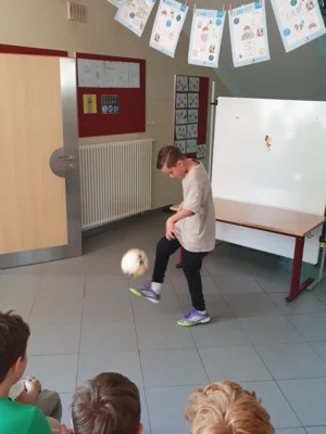 Foto des Albums: Offene Bühne im Schulhaus Hollstadt  - der Talentschuppen