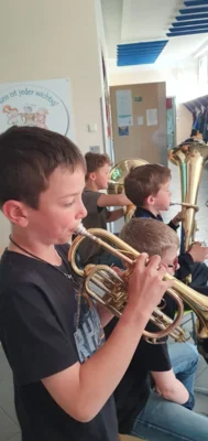 Foto des Albums: Offene Bühne im Schulhaus Hollstadt  - der Talentschuppen