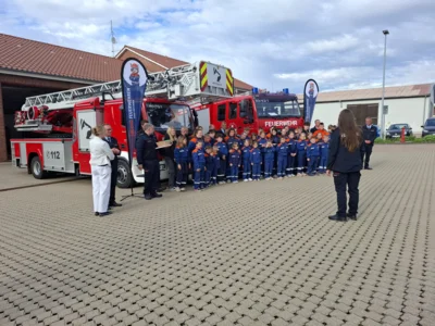 Foto des Albums: Scheckübergabe Jugendfeuerwehren Stadt Pritzwalk