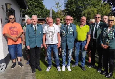 1 Abholung der alten K&ouml;nigsfamilie beim Sch&uuml;tzenk&ouml;nig Bert Kehm 2026 