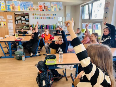 Foto des Albums: Präventionsprojekt Klasse 3: Wie gefährlich ist das Netz?