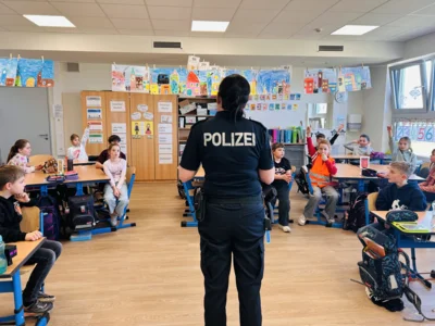 Foto des Albums: Präventionsprojekt Klasse 3: Wie gefährlich ist das Netz?