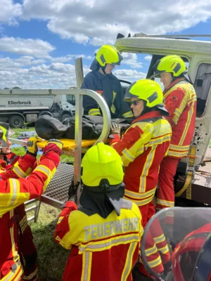 Foto des Albums: TH-Seminar LKW im Rescue Training Center Nord