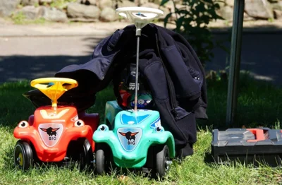 Kleiner Bobbycar-Fuhrpark 