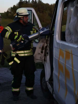 Foto des Albums: THL-Übung Personenrettung