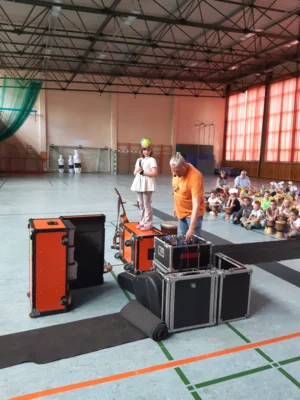 Foto des Albums: Das Trommelfest der Tiere