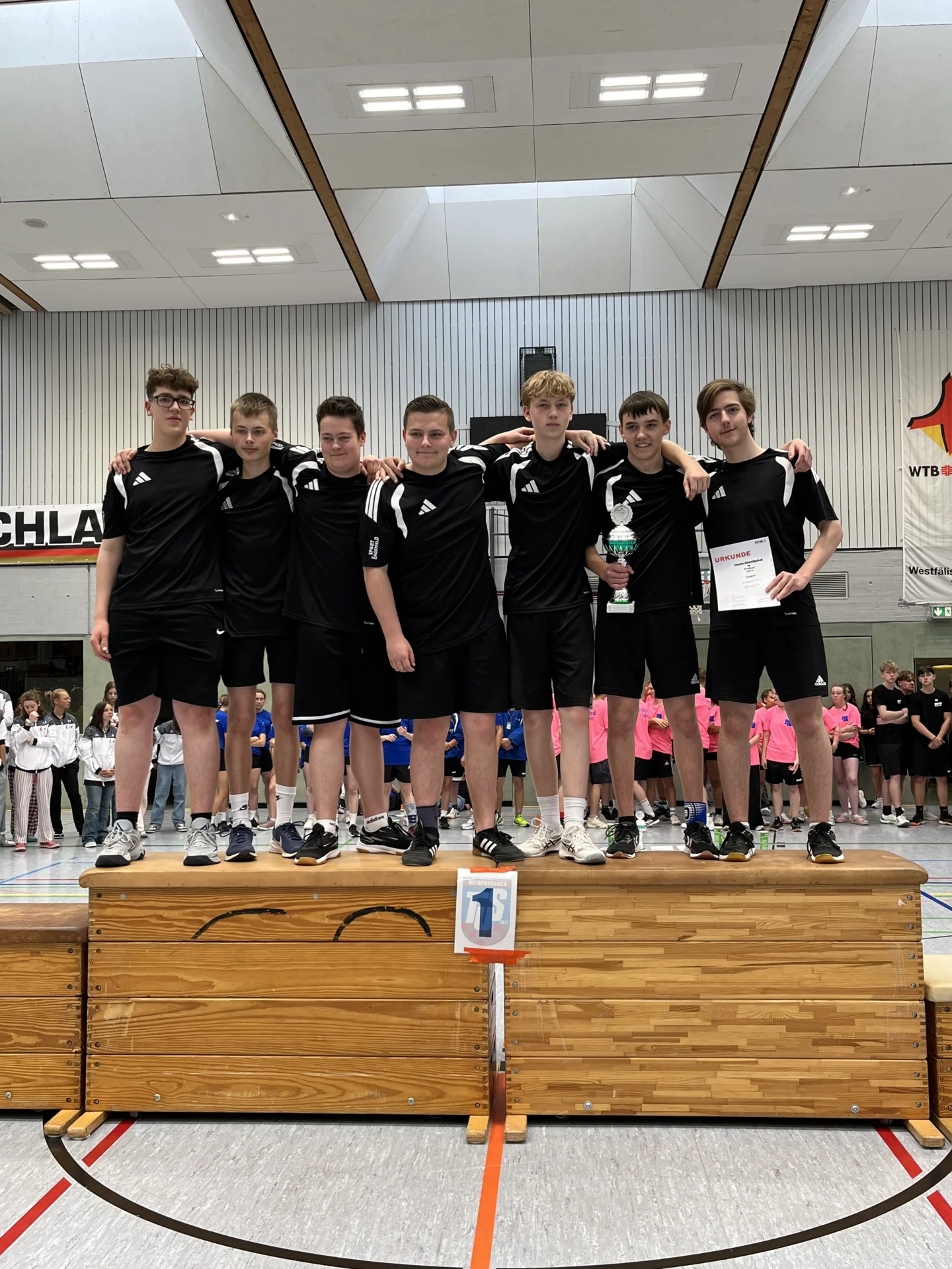 Bild: 1. Platz männliche Jugend WTB