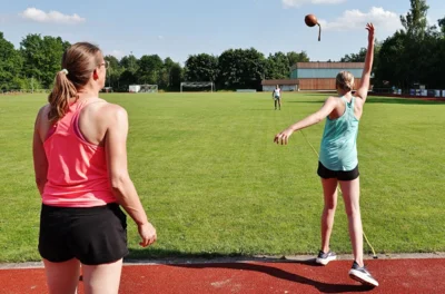 Und so geht Schleuderball 
