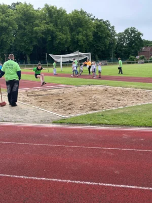 Foto des Albums: Känguru-Mathewettbewerb und Grundschulpokal 2026