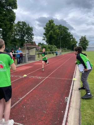 Foto des Albums: Känguru-Mathewettbewerb und Grundschulpokal 2026