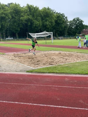 Foto des Albums: Känguru-Mathewettbewerb und Grundschulpokal 2026