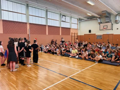 Foto des Albums: Premiere unserer Theater-AG