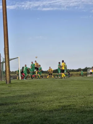 Foto des Albums: Nachholspiel Ü32 Kreisliga Deutsch Wusterhausen gegen SV Waßmannsdorf