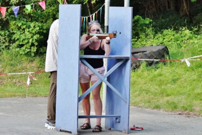 Jette Pape im Schie&szlig;stand 