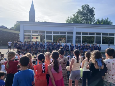 Foto des Albums: Emotionaler Abschied vor den Sommerferien