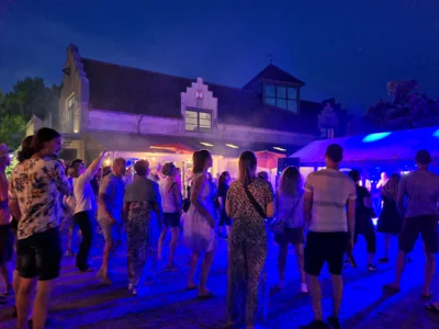 Foto des Albums: Yeah !! Trotz wechselhafter Vorhersagen kein Regen :-)) : Mittsommer-Open-Air mit 