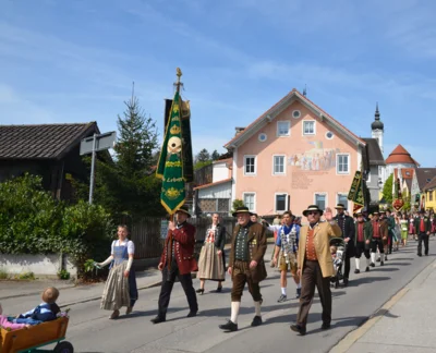 Foto des Albums: Bezirksschützenfest 2025  & 100 Jahre Gau Ammersee