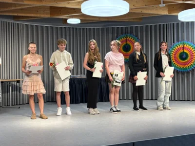 Foto des Albums: Feierliche Zeugnisübergabe für unsere 6. Klassen