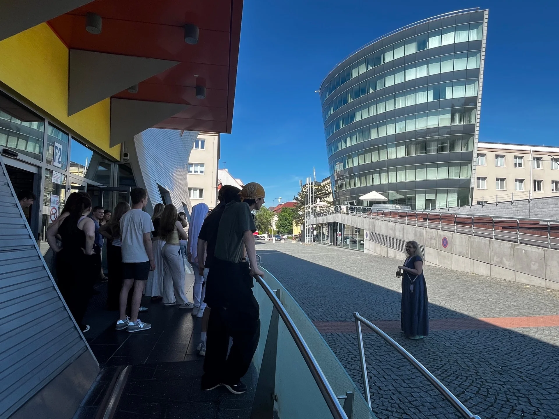 Bild: Schüler erfahren mehr bei einer Führung in Liberec