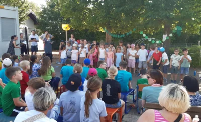Foto des Albums: Verabschiedung Klasse 4a und 4b