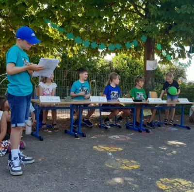Foto des Albums: Verabschiedung Klasse 4a und 4b