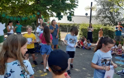 Foto des Albums: Verabschiedung Klasse 4a und 4b
