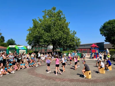 Foto des Albums: Schulfest in Holt zum Abschluss der Projektwoche