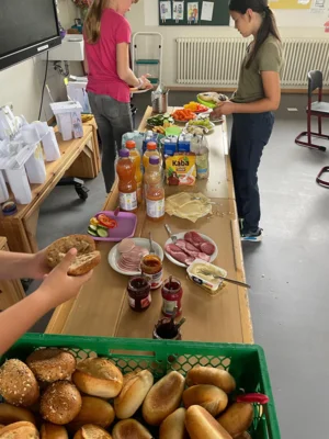 Foto des Albums: Regenwaldfreundliches Frühstück - Ein Kooperationsprojekt von Abenteuer Regenwald  und Tante Enso