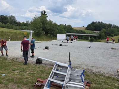 Foto des Albums: Zeltaufbau