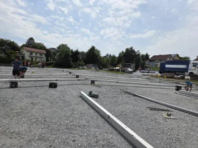 Foto des Albums: Zeltaufbau