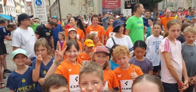 Foto des Albums: Kleine Füße, riesiger Einsatz