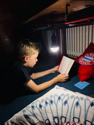 Foto des Albums: Eine Nacht voller Abenteuer: Unsere Lesenacht in der Schule